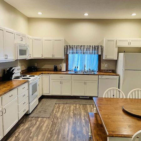 Modern Farmhouse 3 Bed, 2 Bath Apartment, Sleeps 7, Lots Of Space, Steps To Downtown, Honeywell & Eagles Theater Wabash Exterior foto