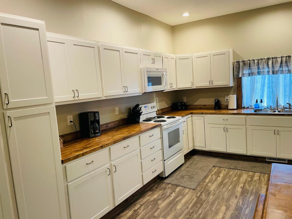 Modern Farmhouse 3 Bed, 2 Bath Apartment, Sleeps 7, Lots Of Space, Steps To Downtown, Honeywell & Eagles Theater Wabash Exterior foto