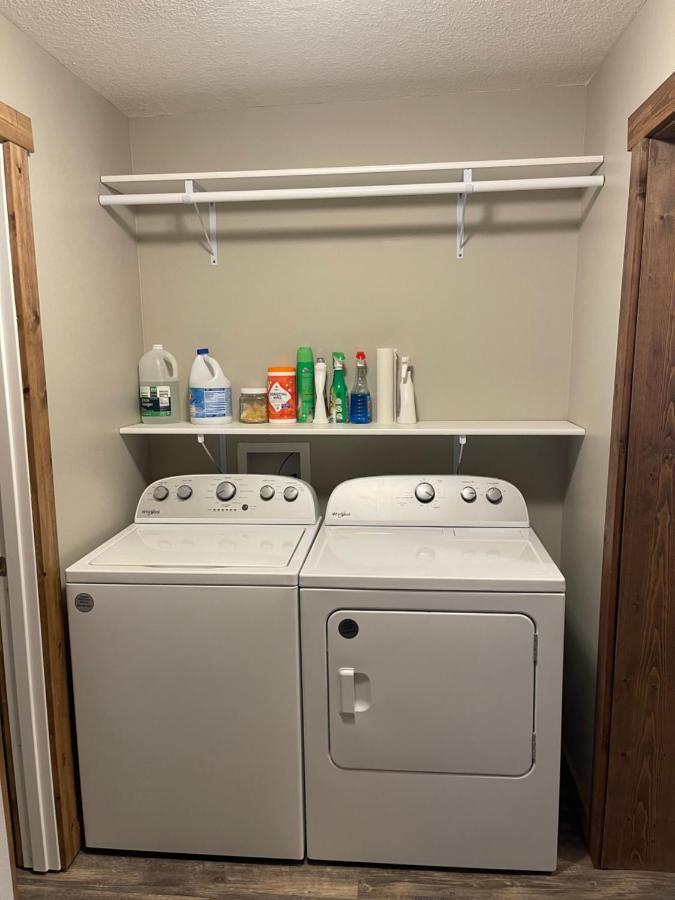 Modern Farmhouse 3 Bed, 2 Bath Apartment, Sleeps 7, Lots Of Space, Steps To Downtown, Honeywell & Eagles Theater Wabash Exterior foto